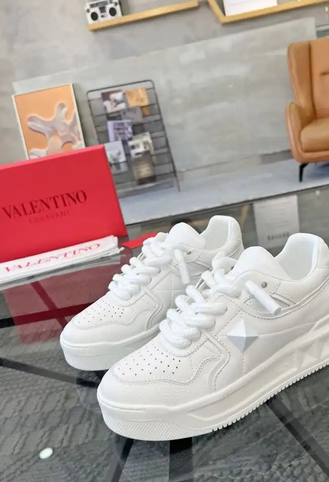 hype Valentino Casual Shoes