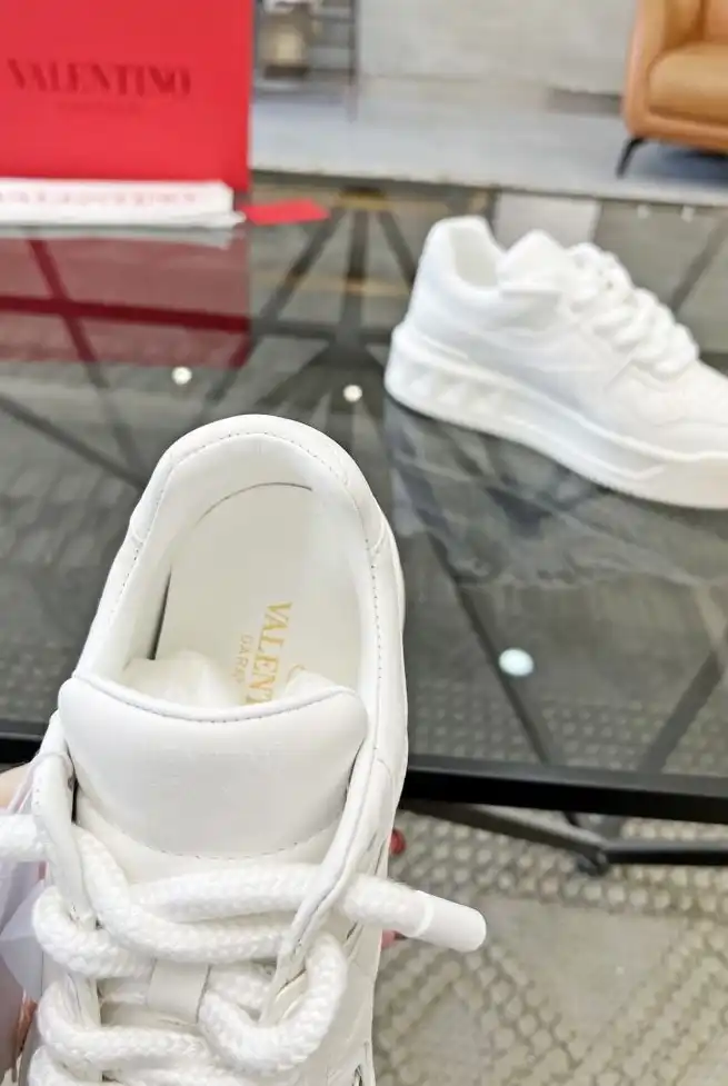 hype Valentino Casual Shoes