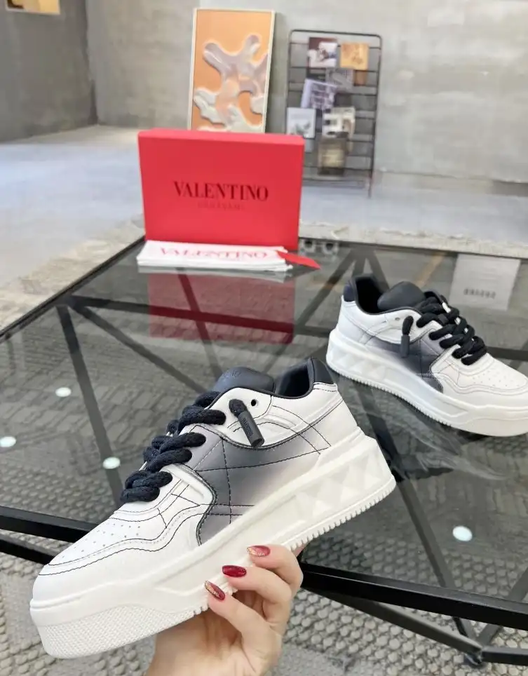 hype Valentino Casual Shoes