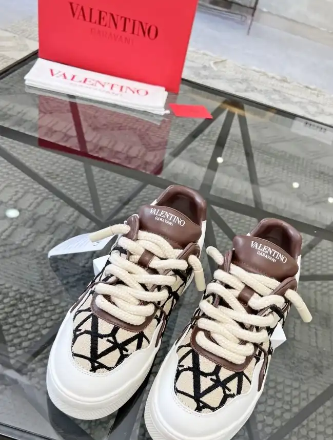 hype Valentino Casual Shoes