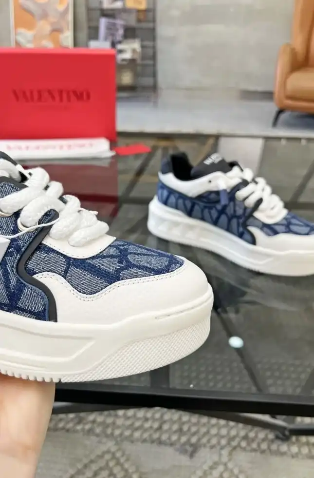 hype Valentino Casual Shoes