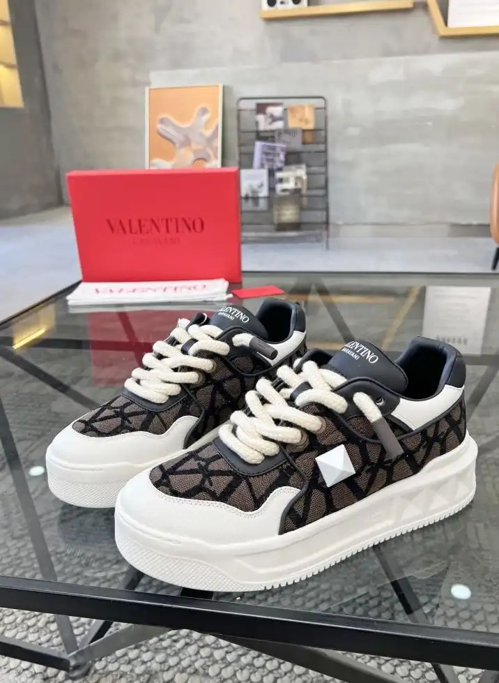 hype Valentino Casual Shoes