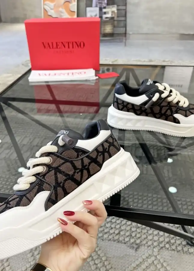 hype Valentino Casual Shoes