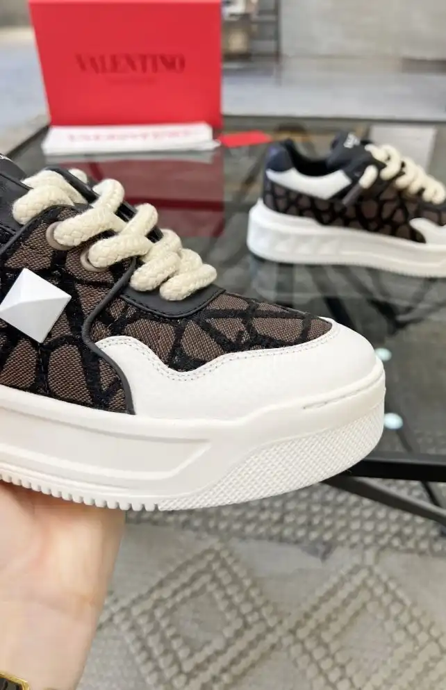 hype Valentino Casual Shoes