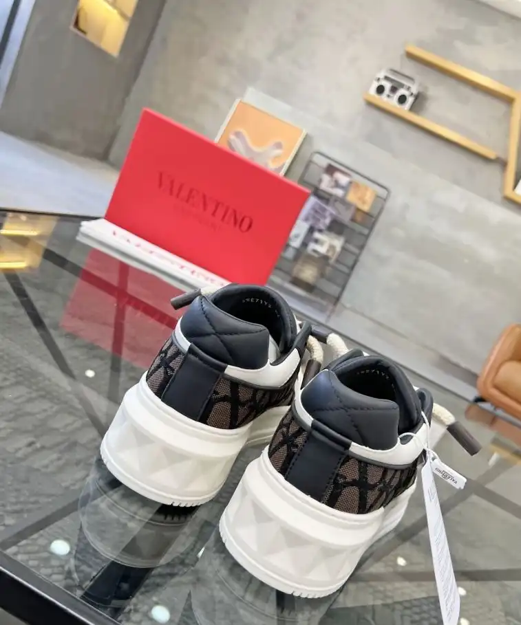 hype Valentino Casual Shoes