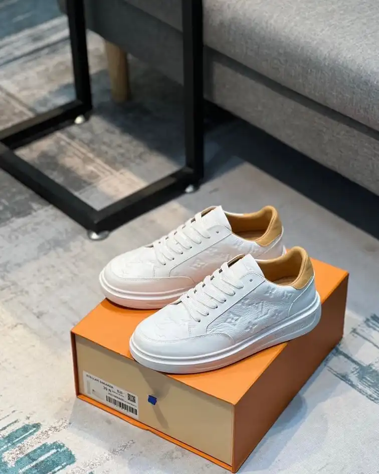 hype Louis Vuitton Sneakers