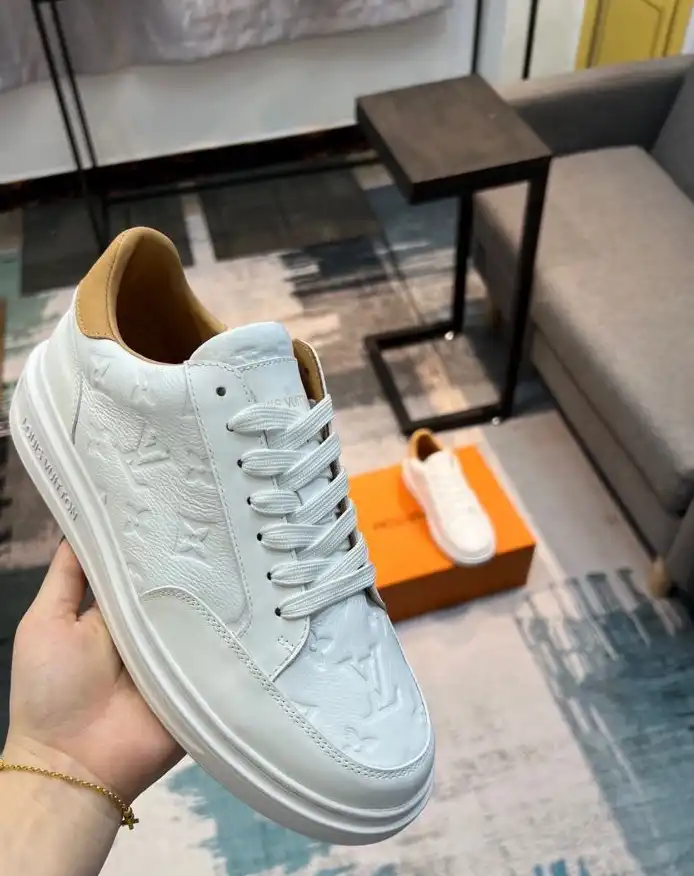 hype Louis Vuitton Sneakers