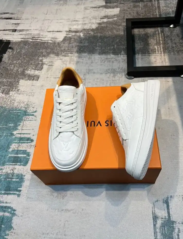 hype Louis Vuitton Sneakers