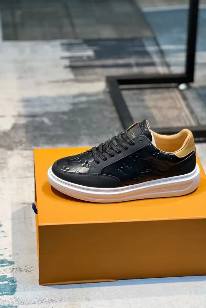 hype Louis Vuitton Sneakers