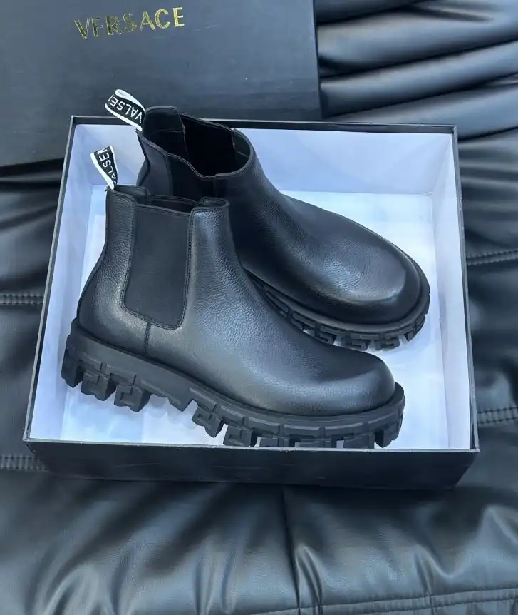 hype Givenchy Boots