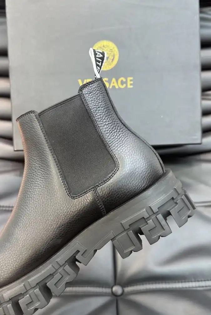 hype Givenchy Boots