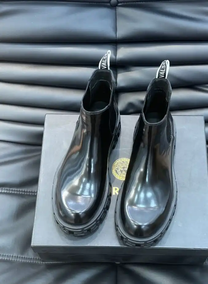 hype Givenchy Boots