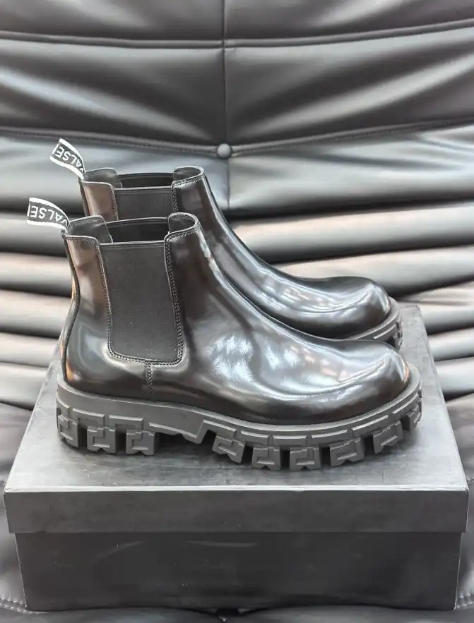 hype Givenchy Boots