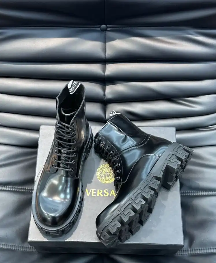 hype Givenchy Boots