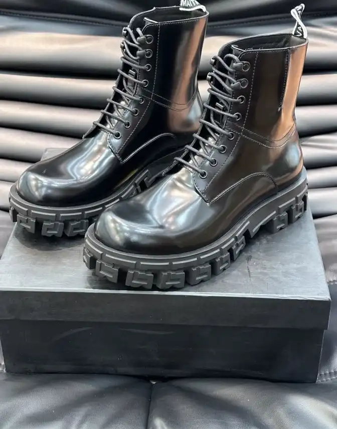 hype Givenchy Boots