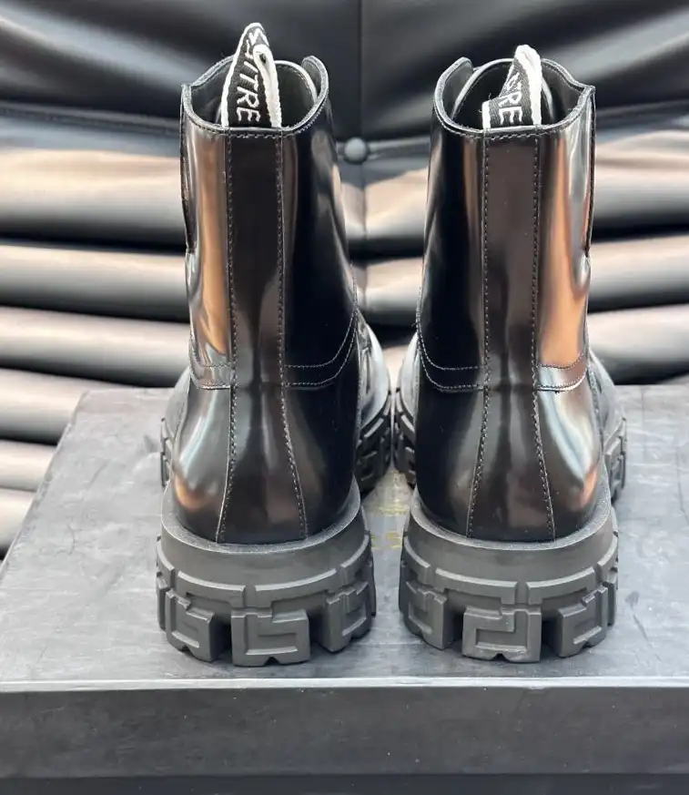 hype Givenchy Boots