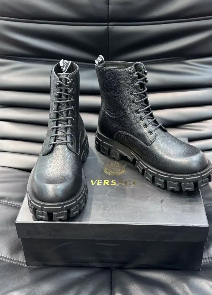 hype Givenchy Boots