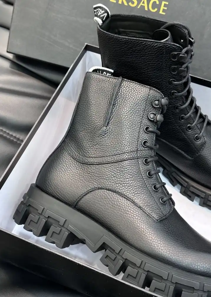 hype Givenchy Boots