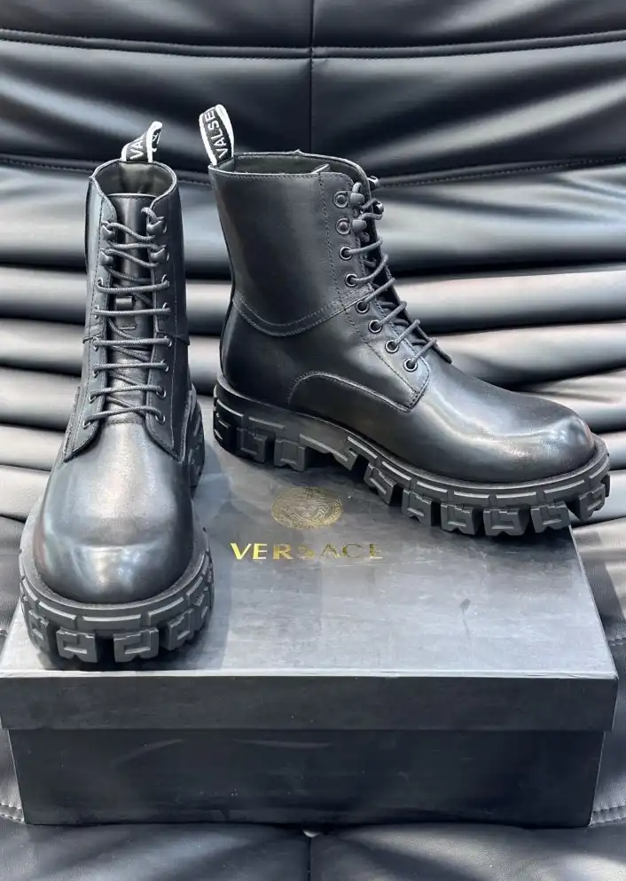 hype Givenchy Boots