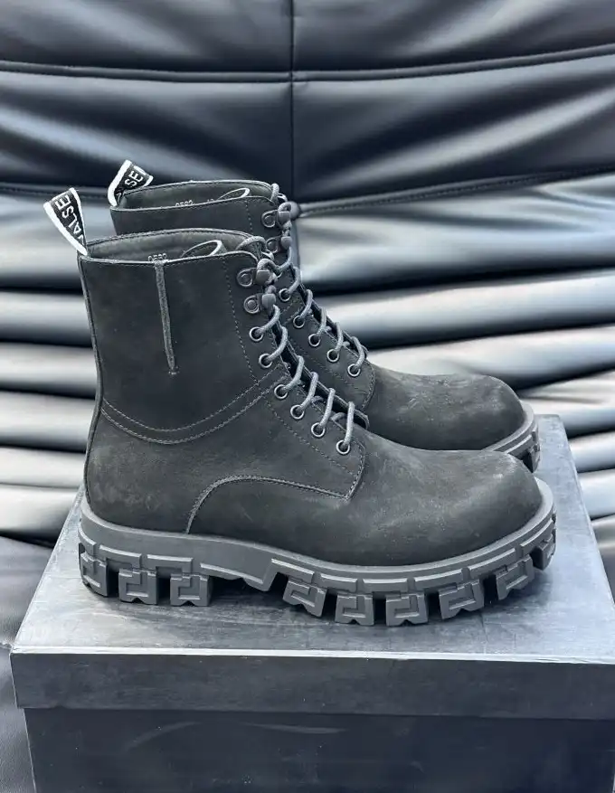 hype Givenchy Boots