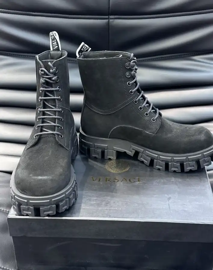 hype Givenchy Boots