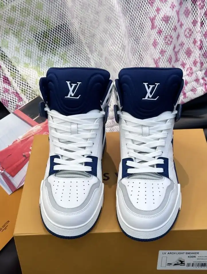 hype Louis Vuitton Sneakers