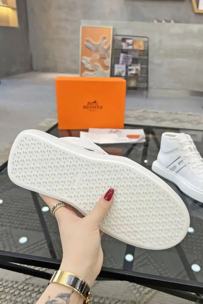 hype Hermes Casual Shoes