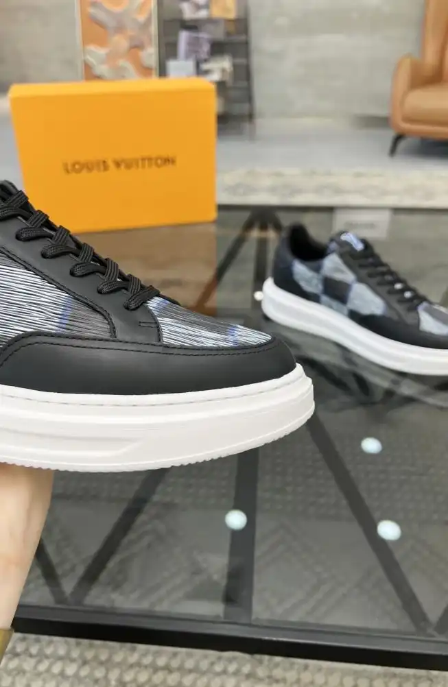 hype Louis Vuitton Sneakers