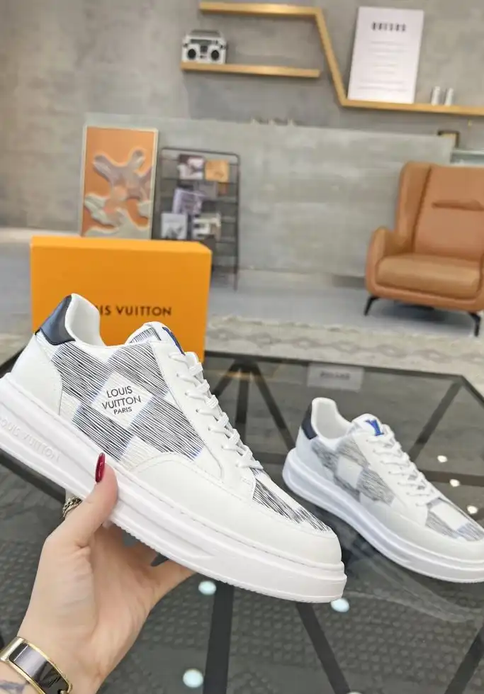 hype Louis Vuitton Sneakers