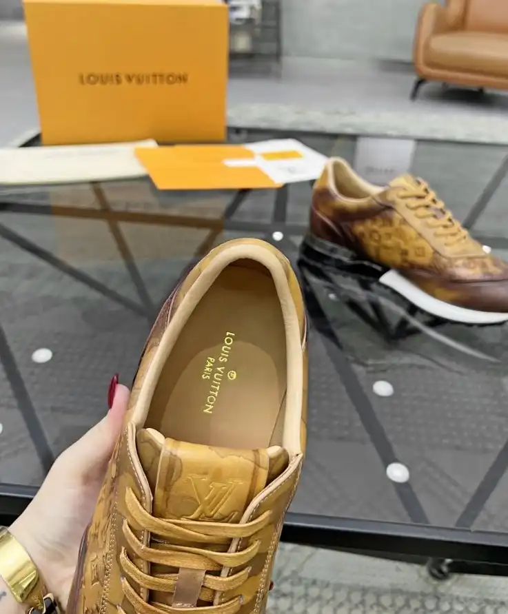 hype Louis Vuitton Sneakers