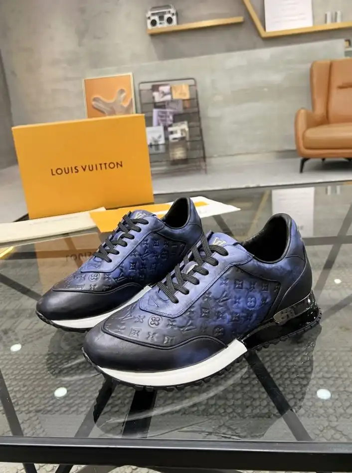 hype Louis Vuitton Sneakers