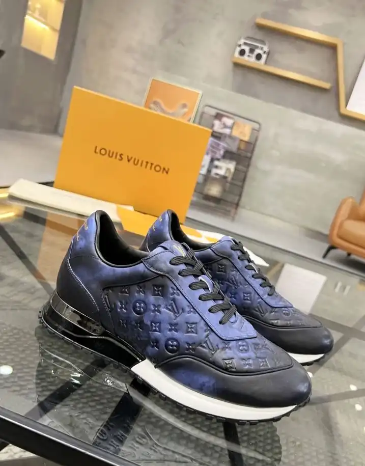 hype Louis Vuitton Sneakers