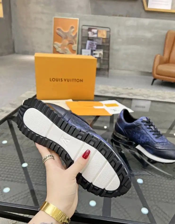 hype Louis Vuitton Sneakers