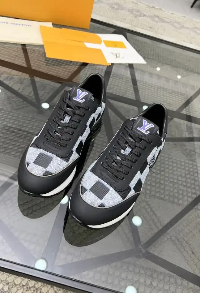 hype Louis Vuitton Sneakers