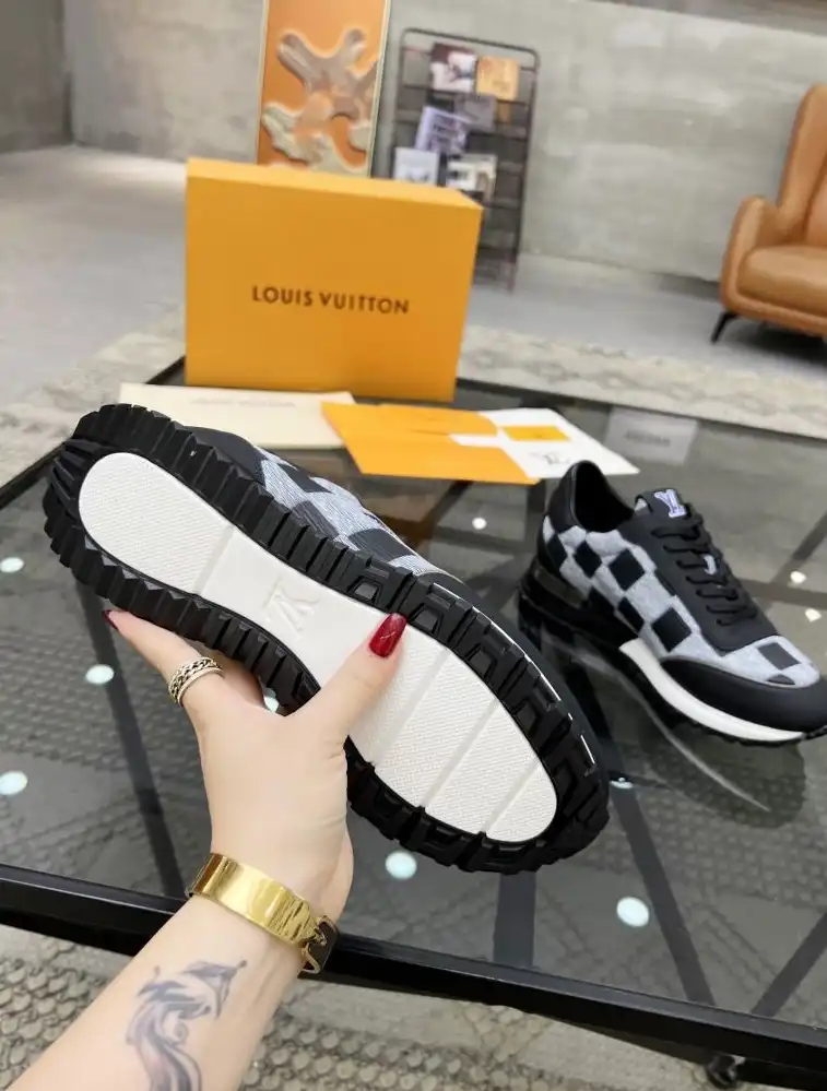 hype Louis Vuitton Sneakers