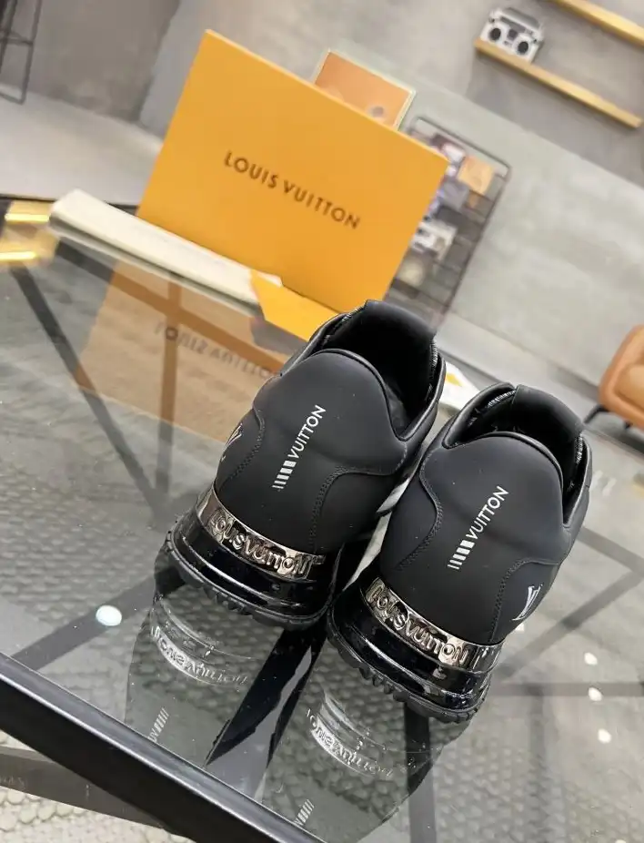 hype Louis Vuitton Sneakers