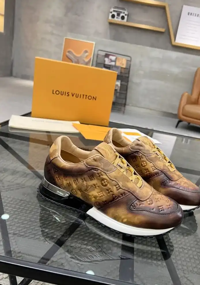 hype Louis Vuitton Sneakers