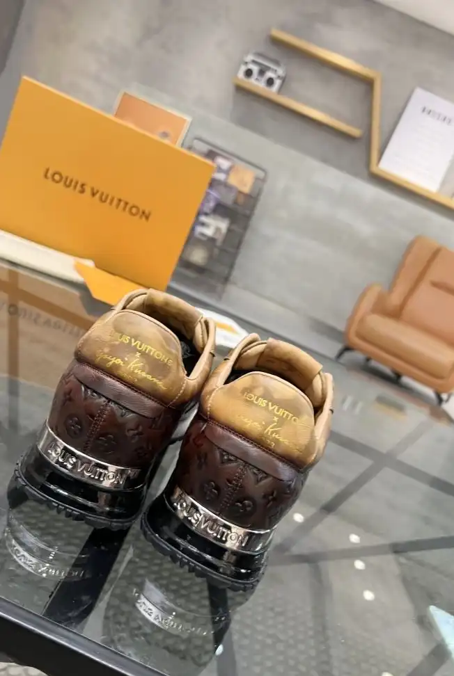 hype Louis Vuitton Sneakers