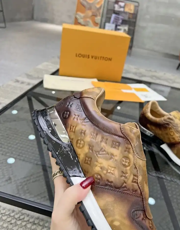 hype Louis Vuitton Sneakers