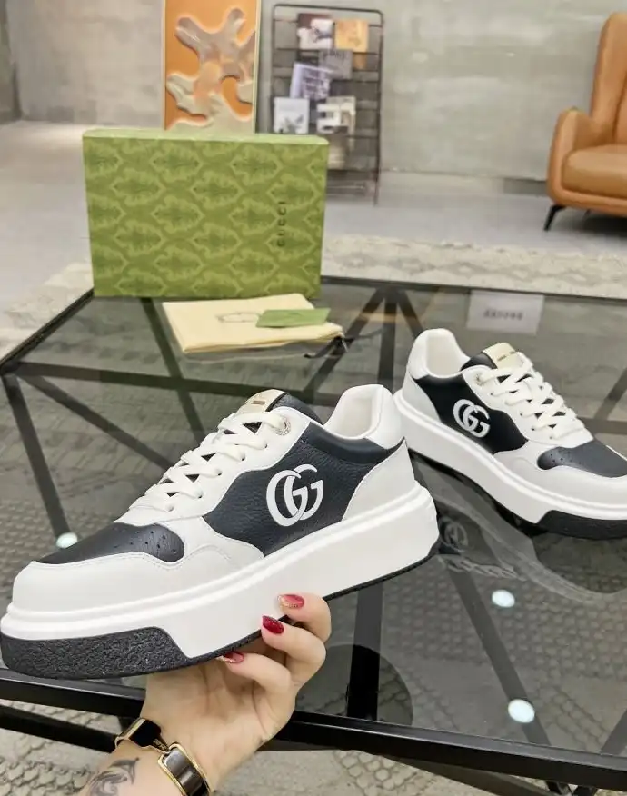 hype Gucci Sneakers