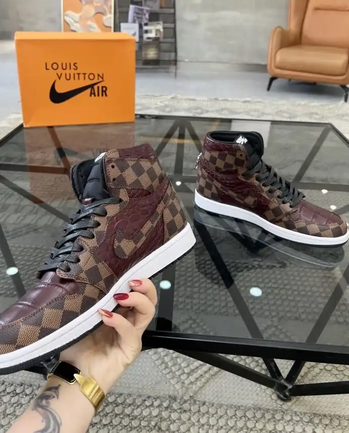 hype Louis Vuitton Sneakers