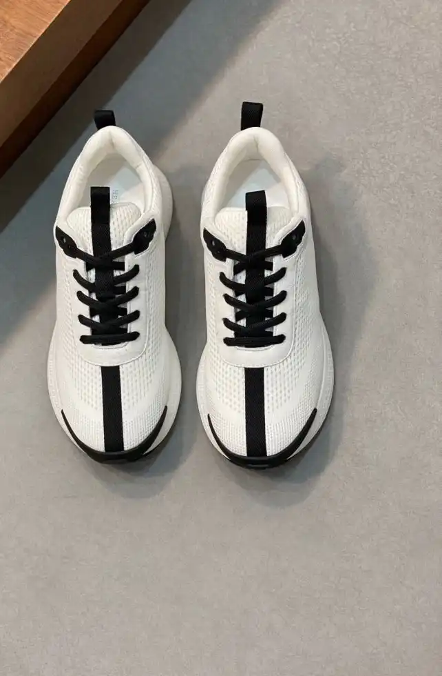 hype Hermes Casual Shoes