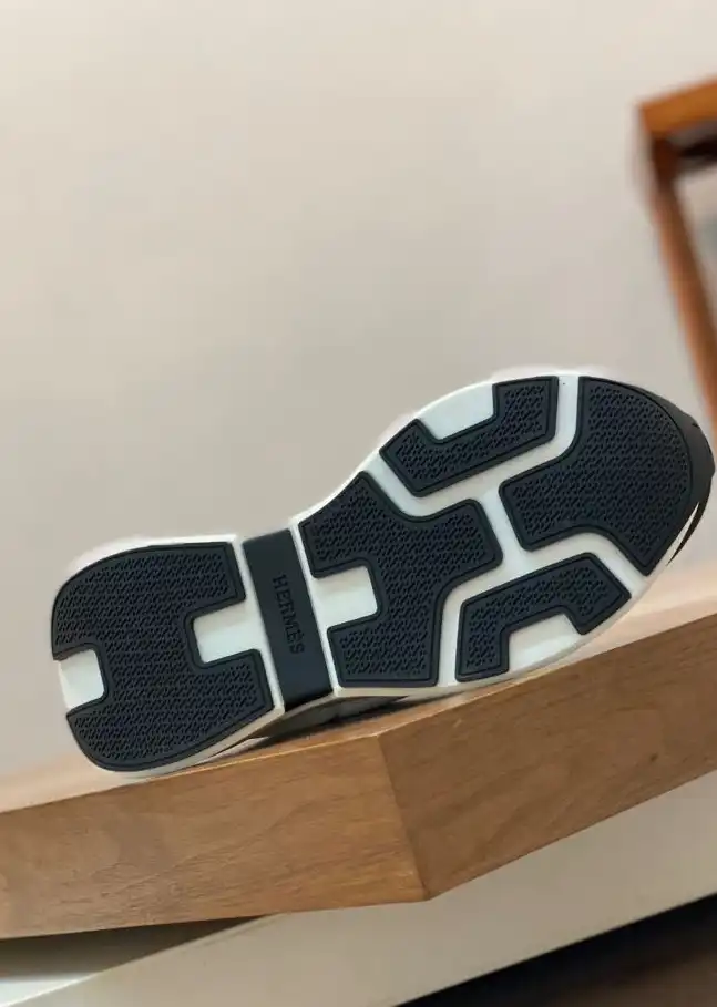 hype Hermes Casual Shoes