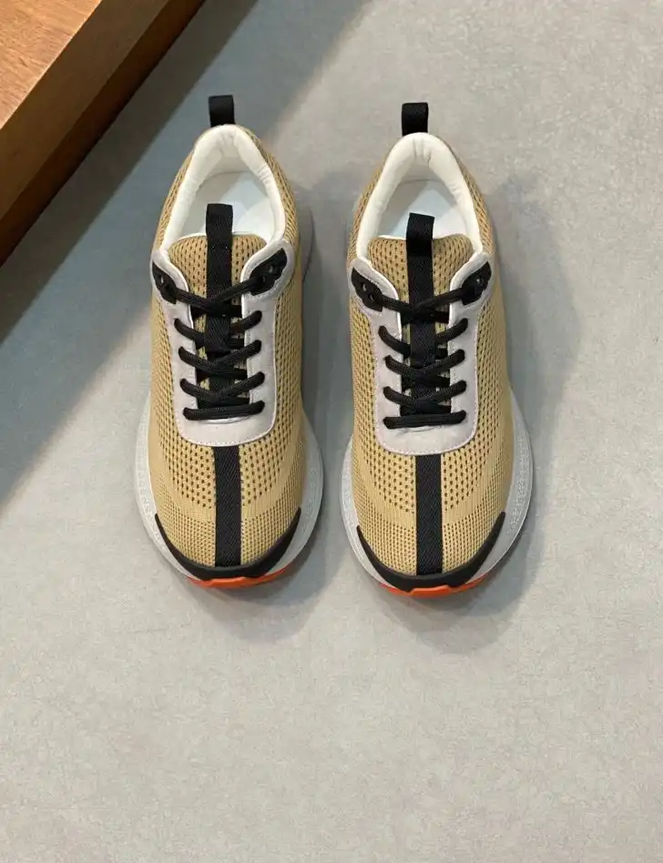 hype Hermes Casual Shoes