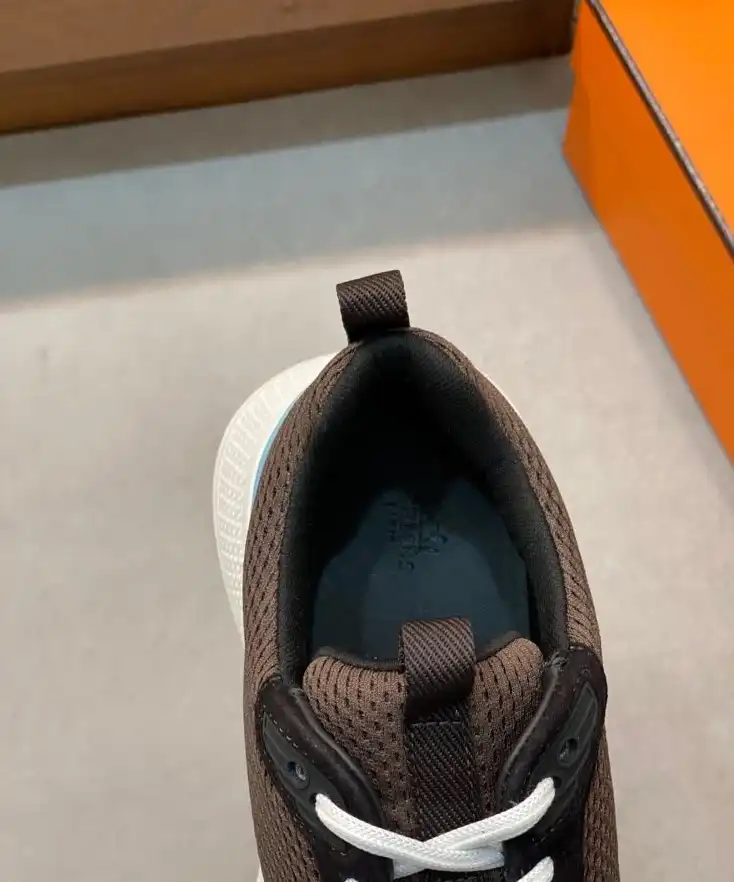 hype Hermes Casual Shoes