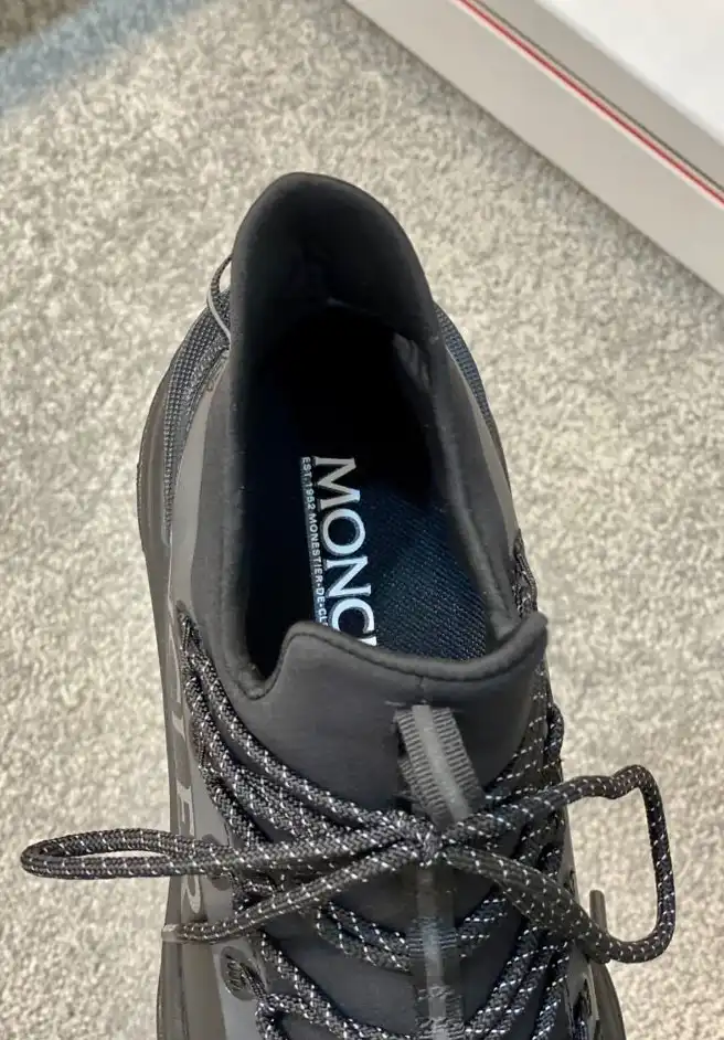 hype Moncler Sneakers