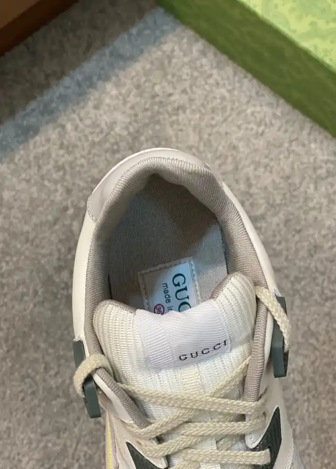 hype Gucci Sneakers