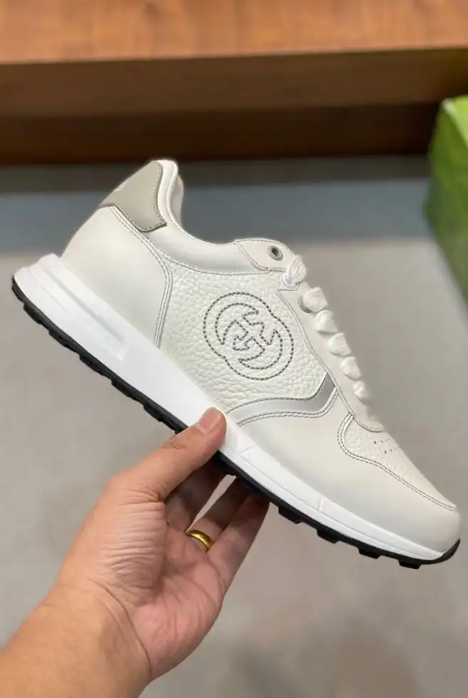 hype Gucci Sneakers