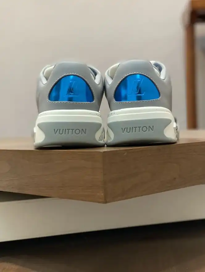 hype Louis Vuitton Sneakers