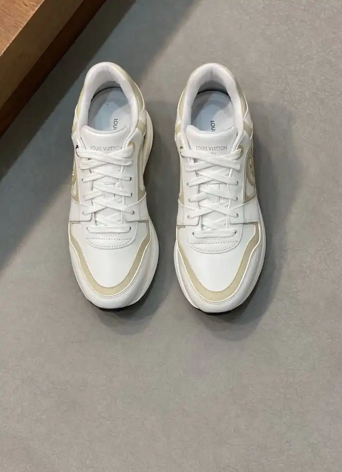 hype Louis Vuitton Sneakers